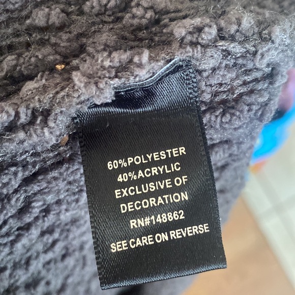 Torrid sweater - Picture 7 of 7